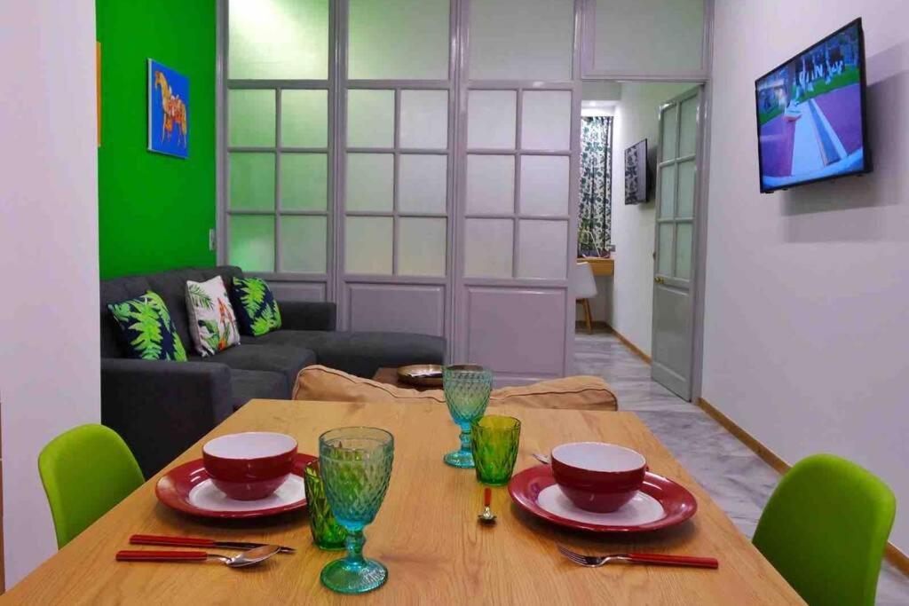 Casa Verde Di Giorgio 10 Mins Walk From Piraeus Port Екстериор снимка