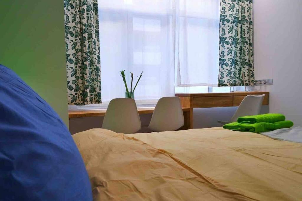 Casa Verde Di Giorgio 10 Mins Walk From Piraeus Port Екстериор снимка